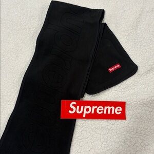 2021 Supreme Polartec Pocket Scarf